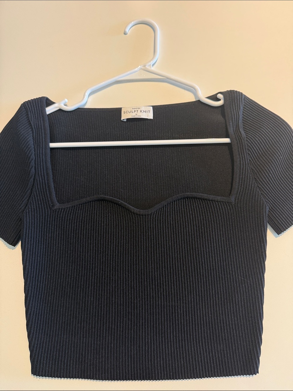 Babaton Black Ribbed Sweetheart Square-Neck Crop Top